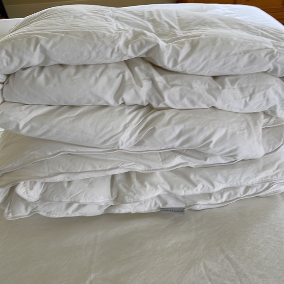 Parachute Bedding Parachute All Season Down Alternative Duvet Insert Fullqueen Like New